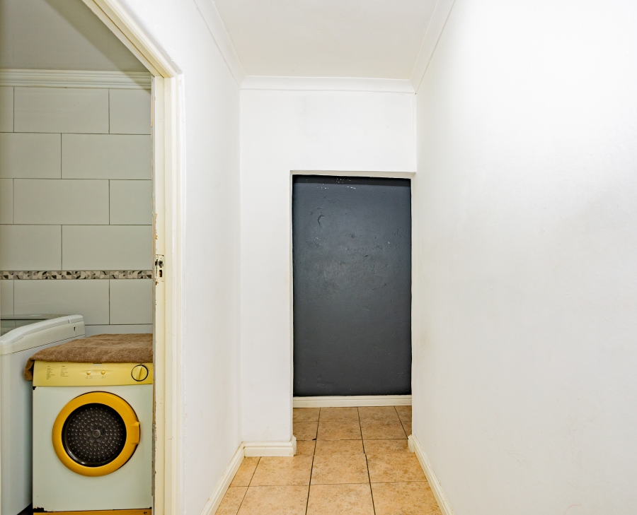 3 Bedroom Property for Sale in Uitsig Western Cape